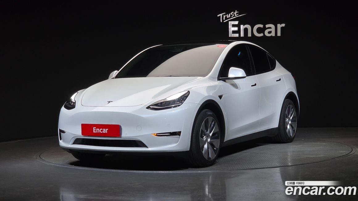 Tesla Model Y 2021