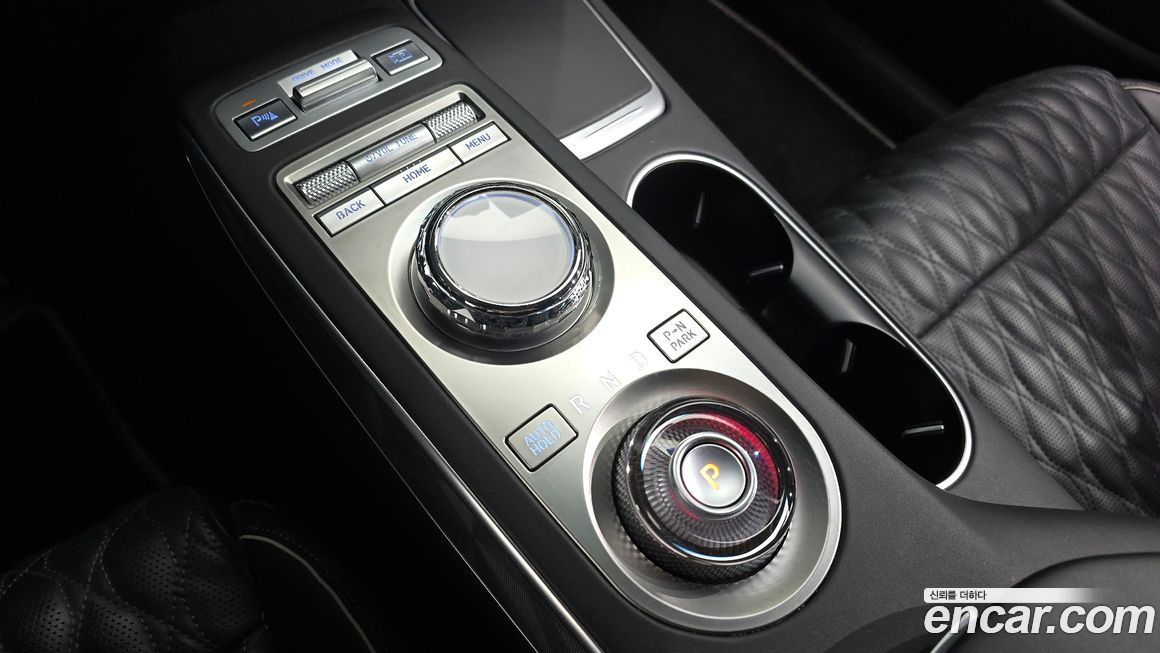 Genesis GV70 2021