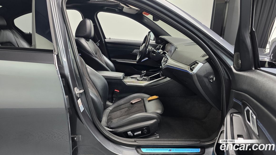 BMW 3-Series 2021
