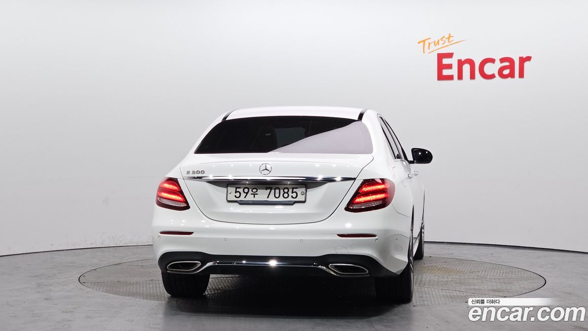 Mercedes-Benz E-Class 2019