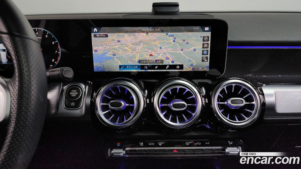 Mercedes-Benz GLB-Class 2020