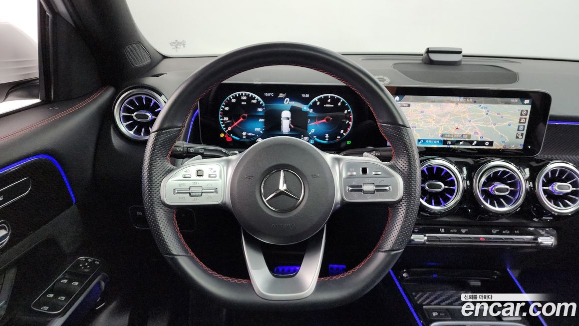 Mercedes-Benz GLB-Class 2020