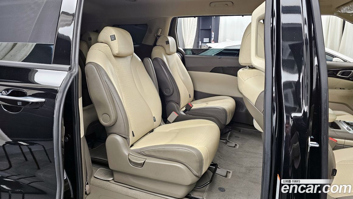 Kia Canival 2025
