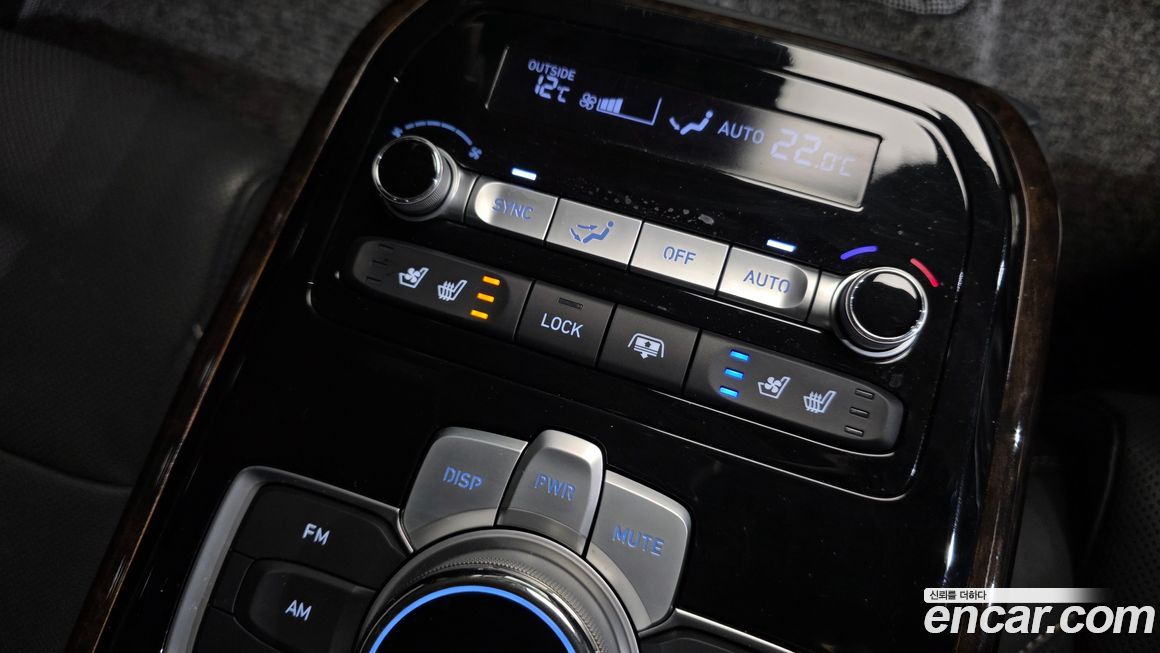 Genesis G90 2019