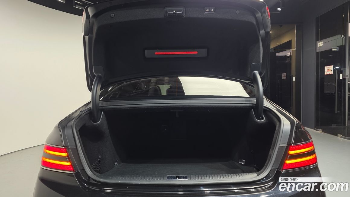 Genesis G90 2019
