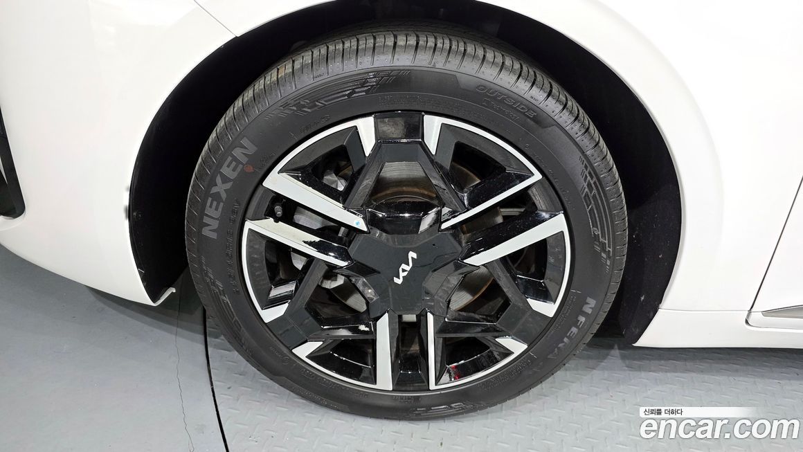 Kia K8 2025