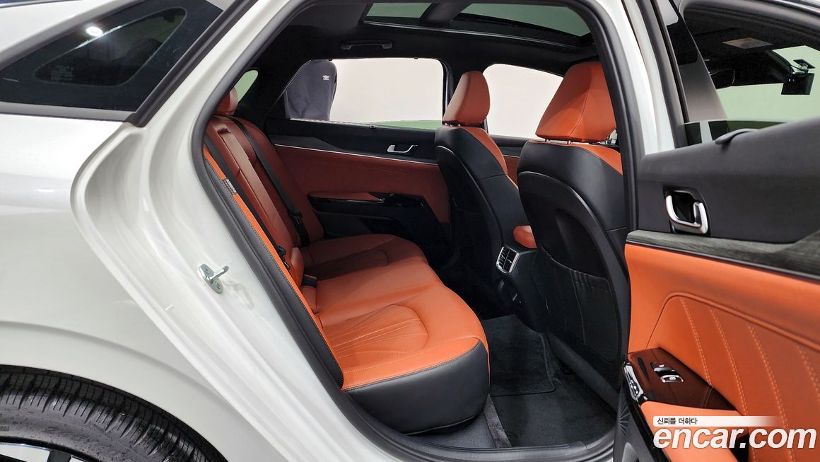 Kia K5 2025