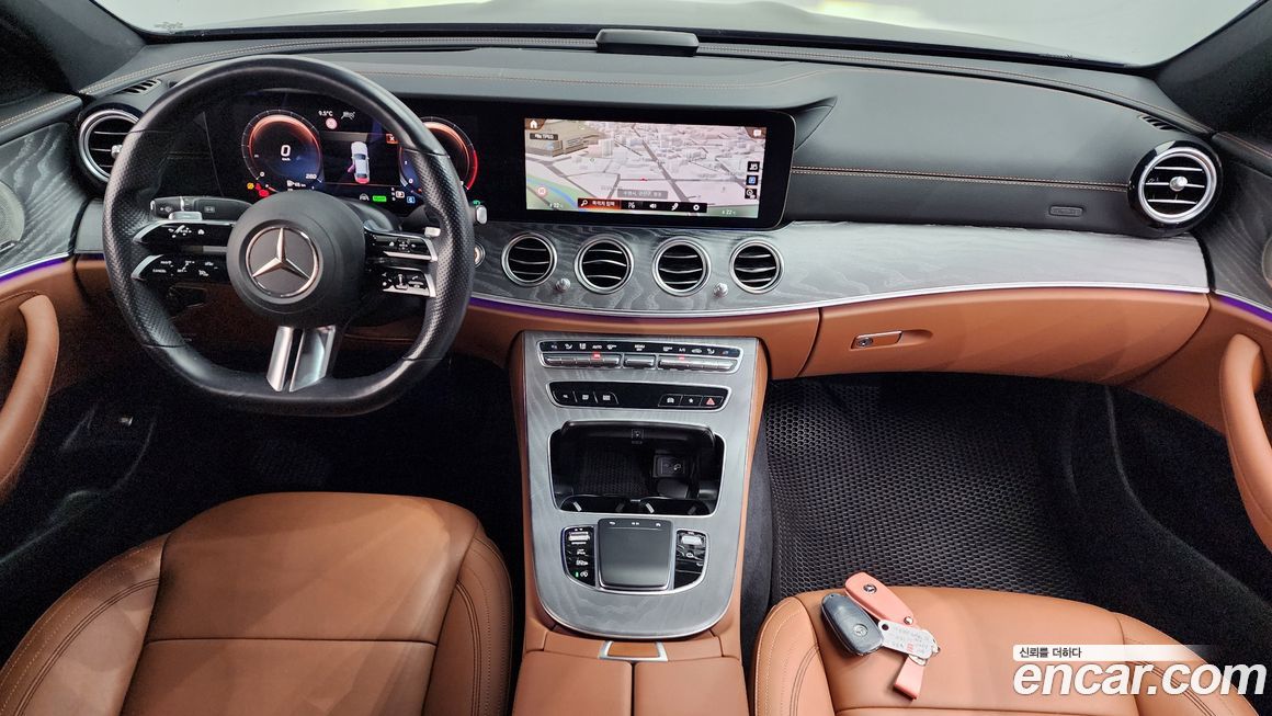 Mercedes-Benz E-Class 2021