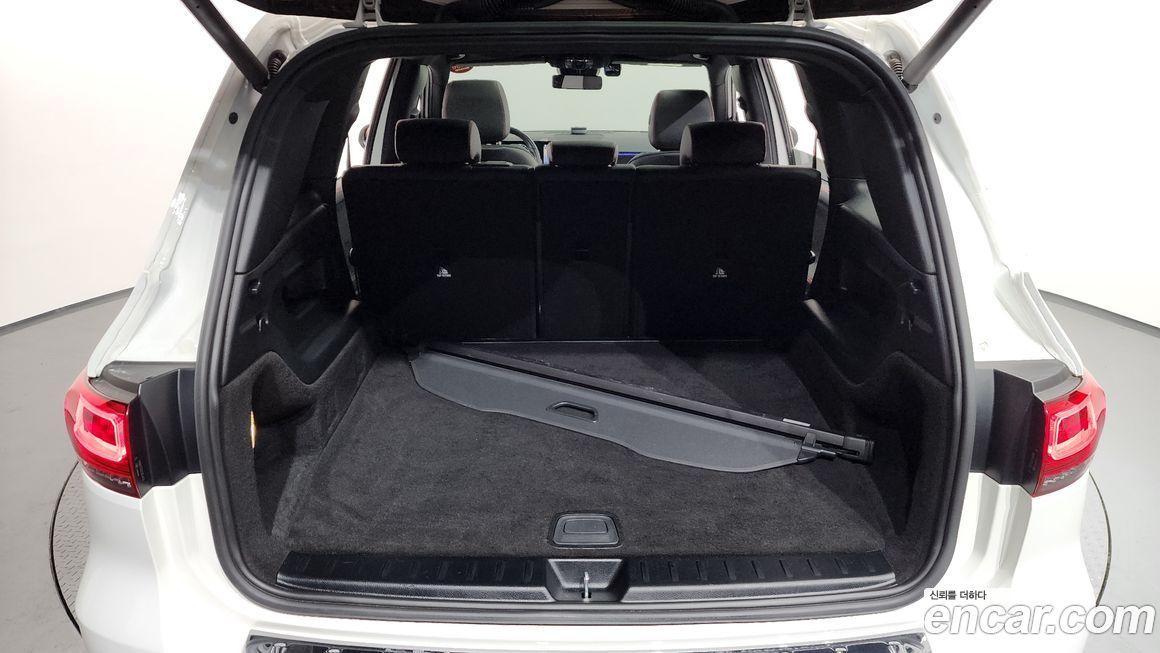 Mercedes-Benz GLB-Class 2020