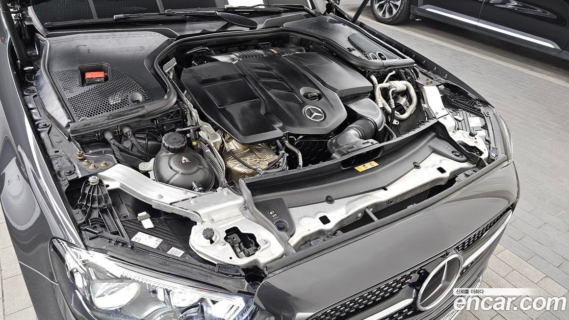 Mercedes-Benz E-Class 2021