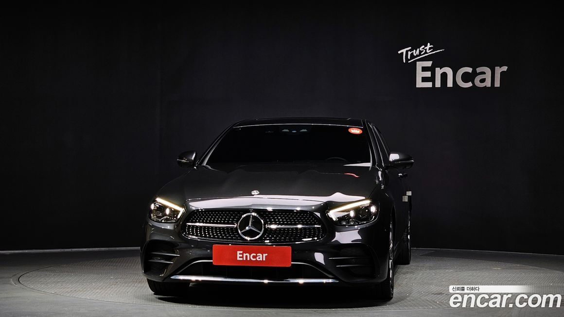 Mercedes-Benz E-Class 2021