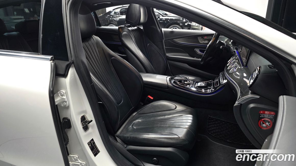 Mercedes-Benz CLS-Class 2020