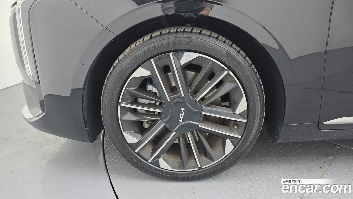 Kia K8 2025