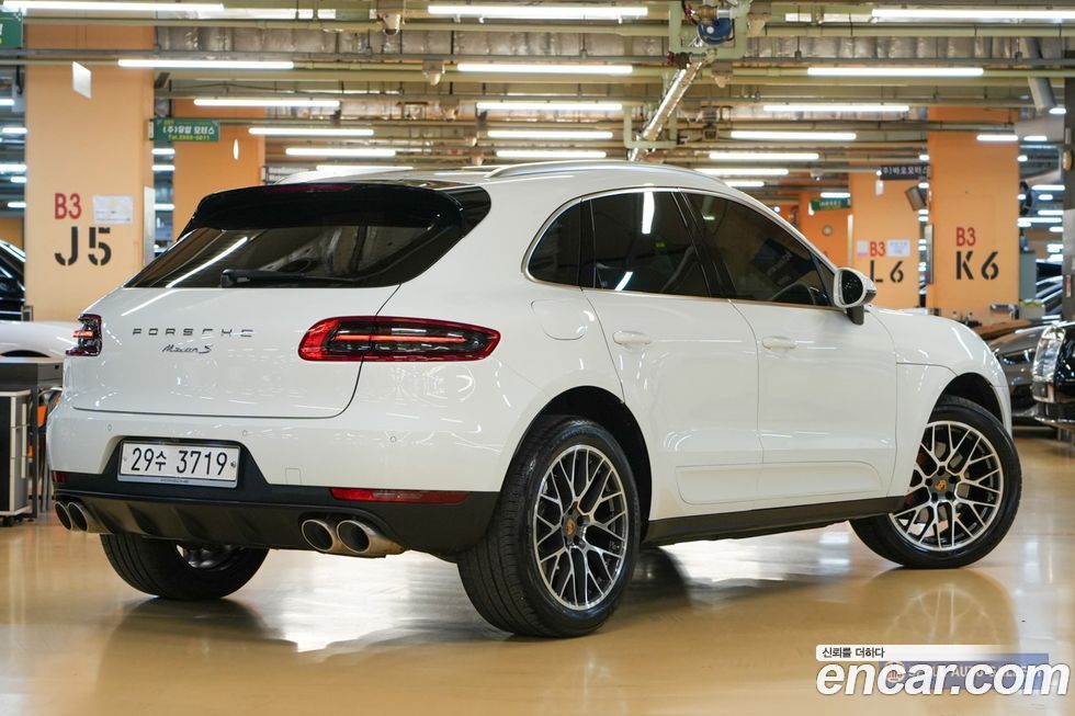 Porsche Macan 2017