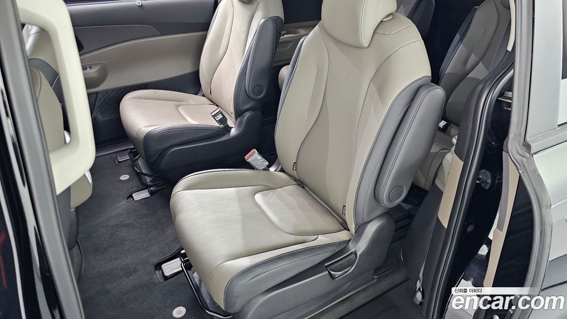 Kia Canival 2025