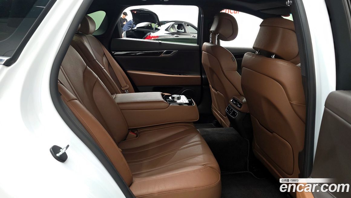 Genesis G80 2023