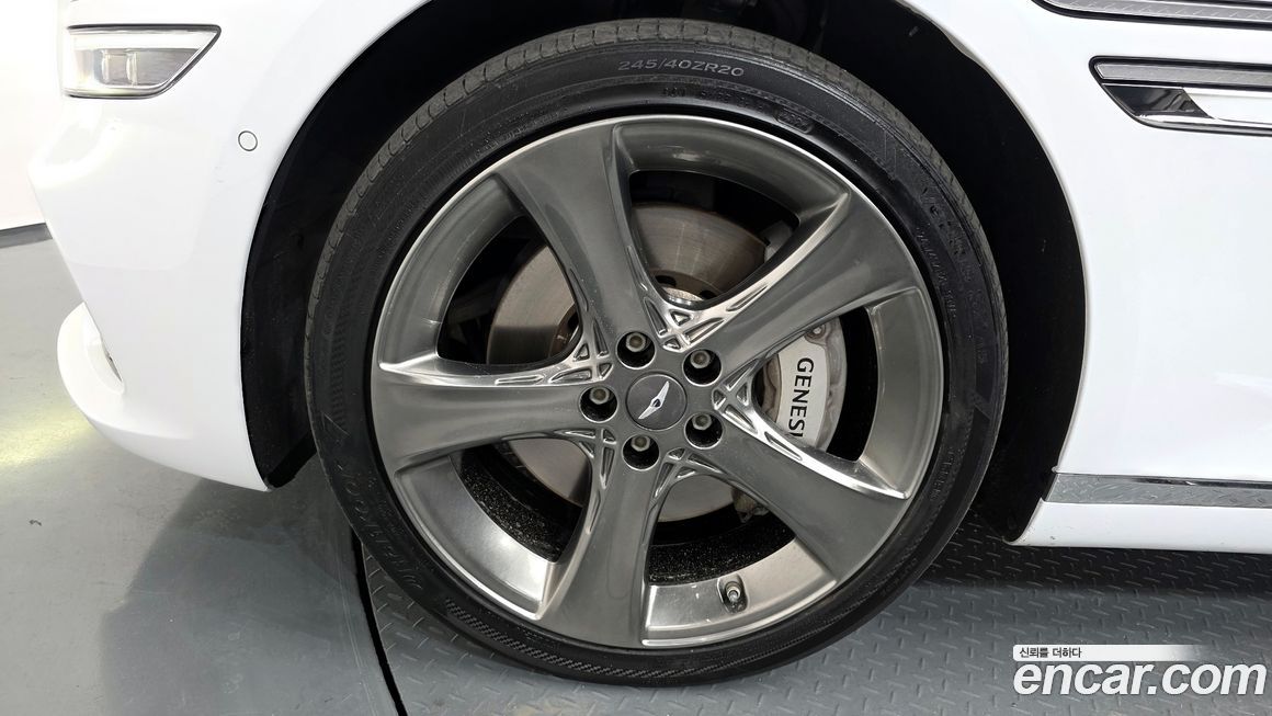 Genesis G80 2023