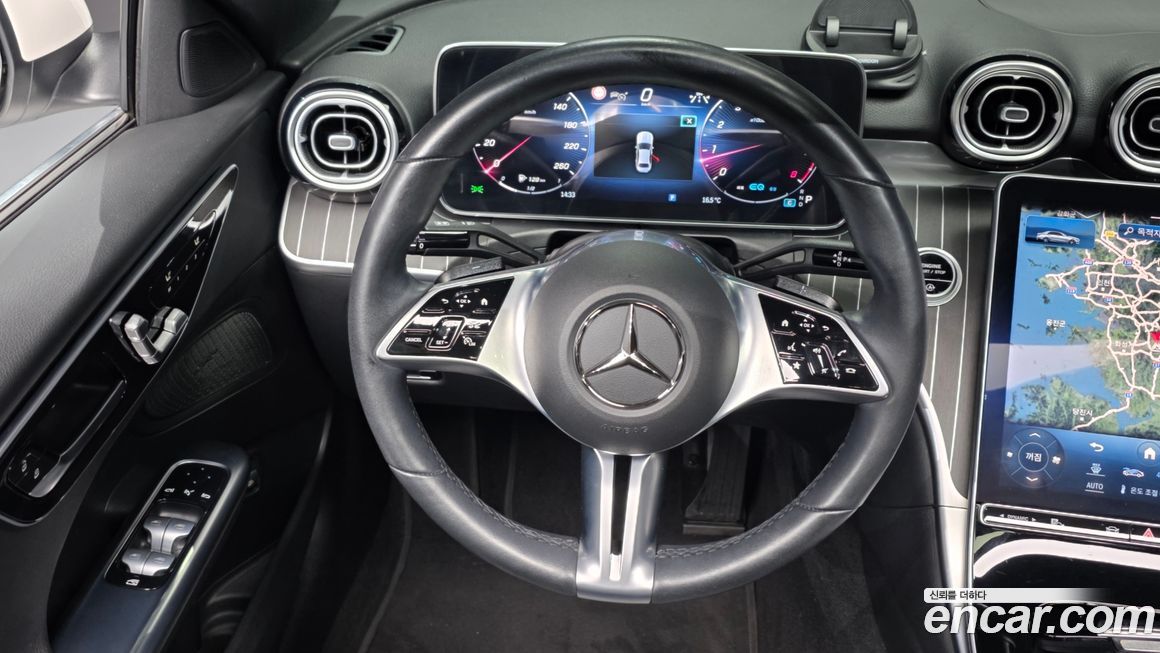 Mercedes-Benz C-Class 2022