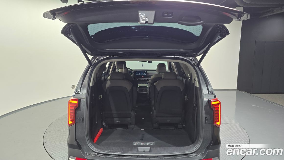 Kia Canival 2024