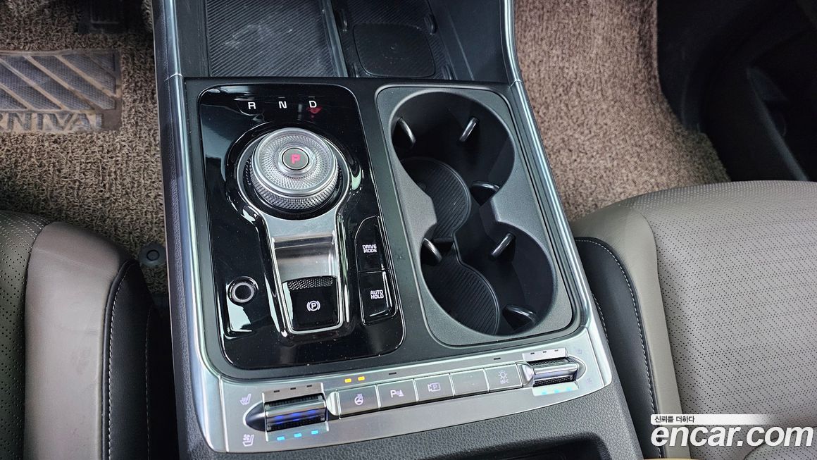 Kia Canival 2024