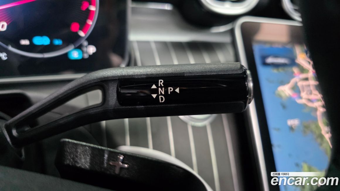 Mercedes-Benz C-Class 2022