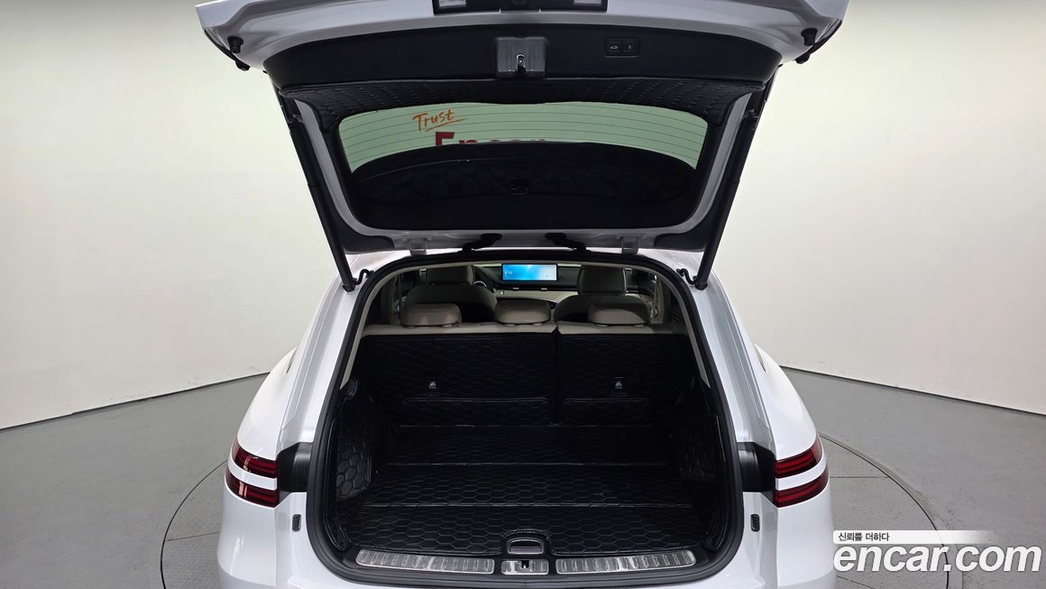 Genesis GV70 2023