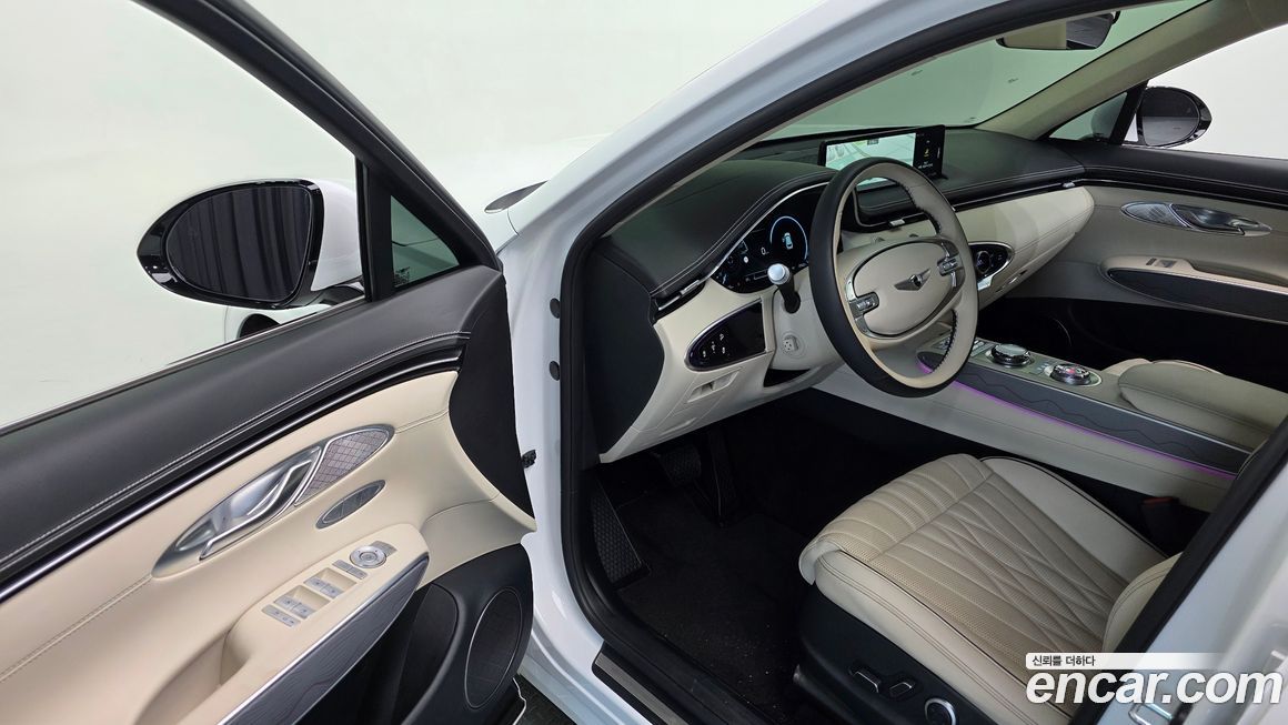 Genesis GV70 2023