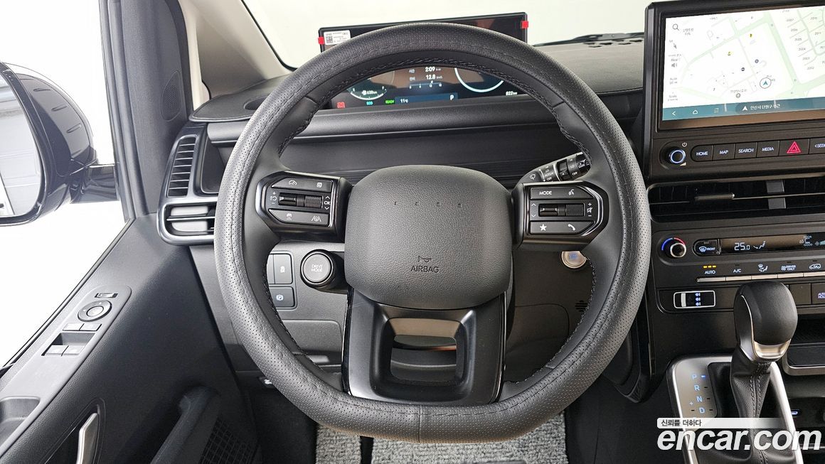 Hyundai Staria 2026