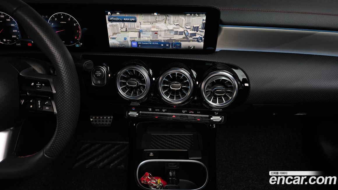 Mercedes-Benz CLA-Class 2024