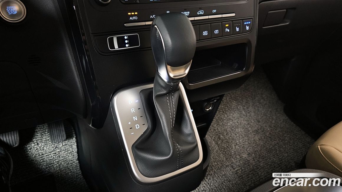 Hyundai Staria 2026