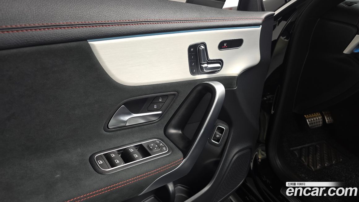 Mercedes-Benz CLA-Class 2024