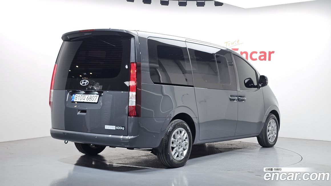 Hyundai Staria 2026