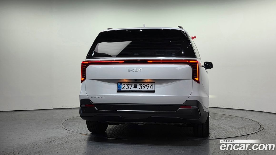 Kia Canival 2025