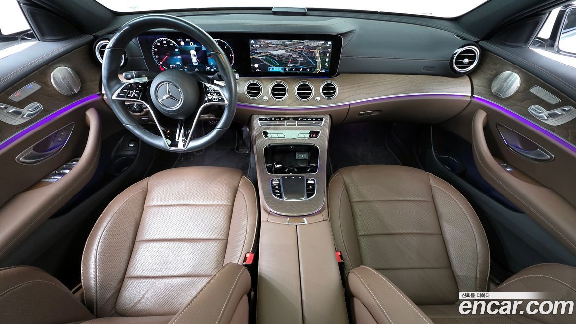 Mercedes-Benz E-Class 2022