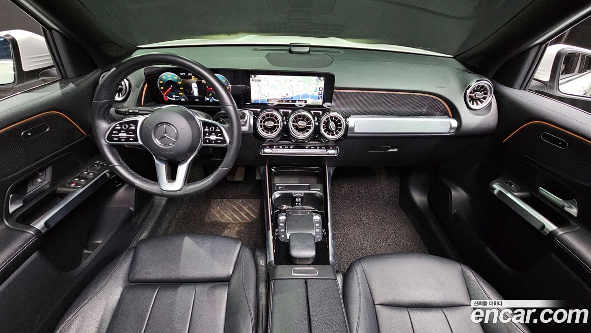 Mercedes-Benz GLB-Class 2022