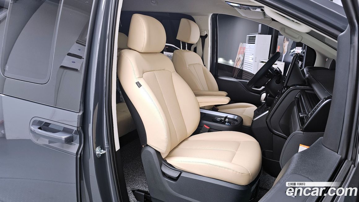 Hyundai Staria 2026