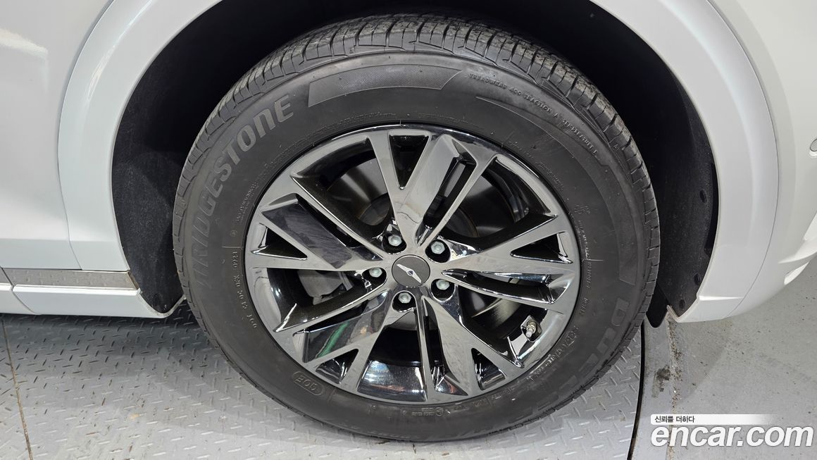 Genesis GV70 2023