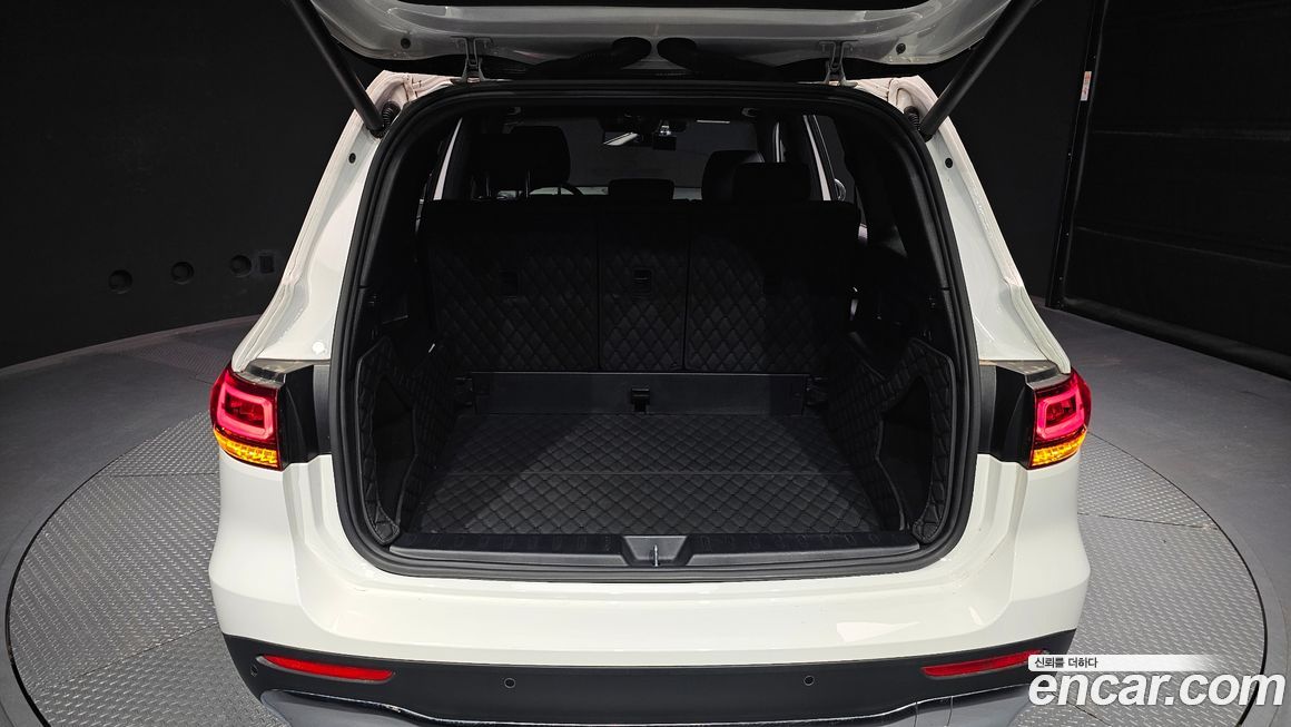 Mercedes-Benz GLB-Class 2022