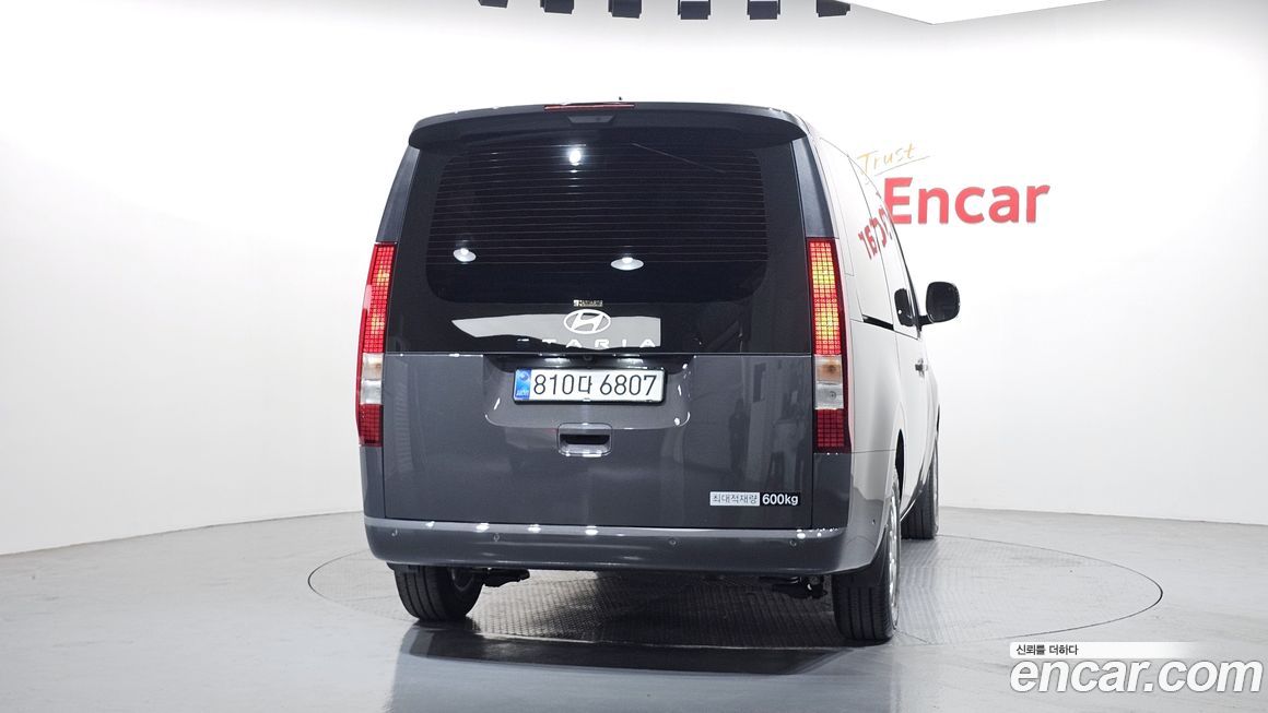 Hyundai Staria 2026