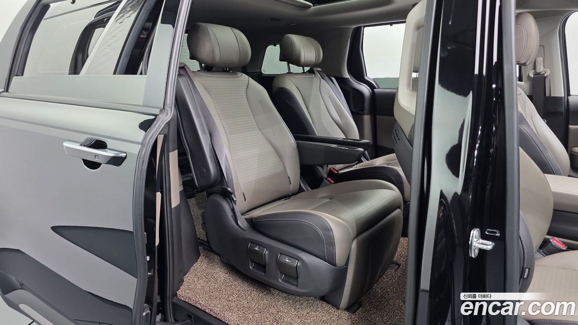 Kia Canival 2025