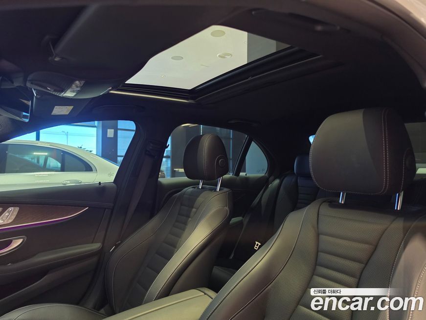 Mercedes-Benz E-Class 2023