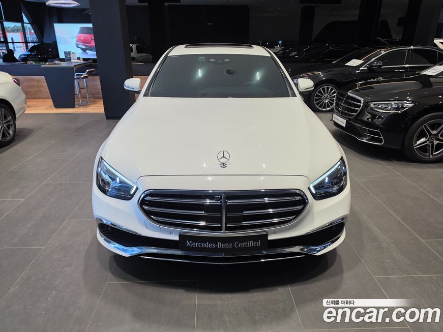 Mercedes-Benz E-Class 2023