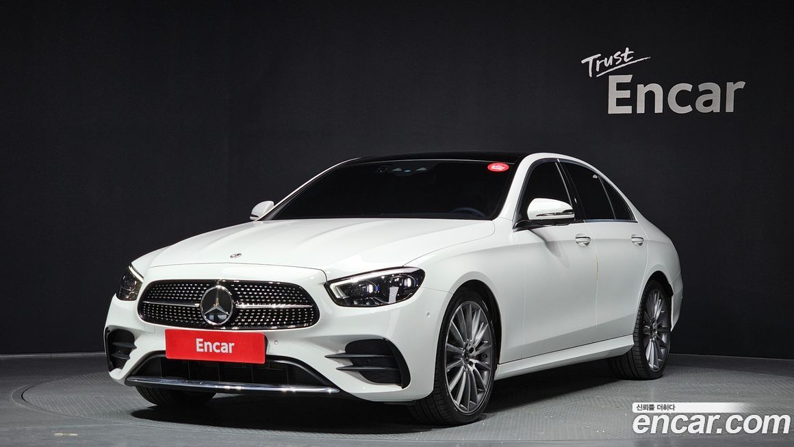Mercedes-Benz E-Class 2022