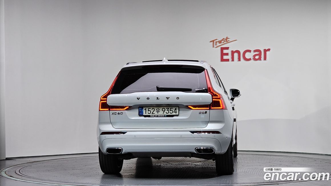 Volvo XC60 2021