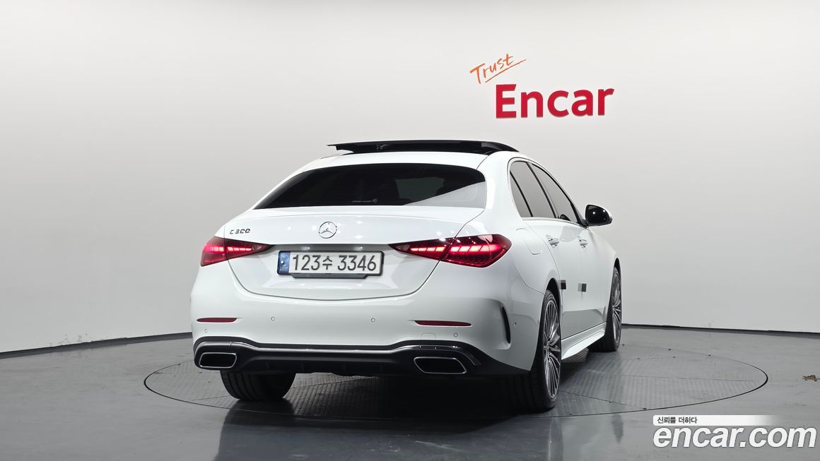 Mercedes-Benz C-Class 2022