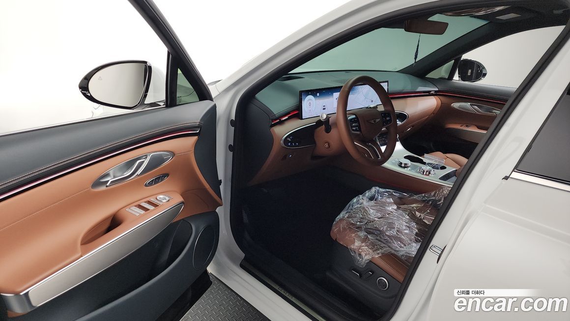 Genesis GV70 2025