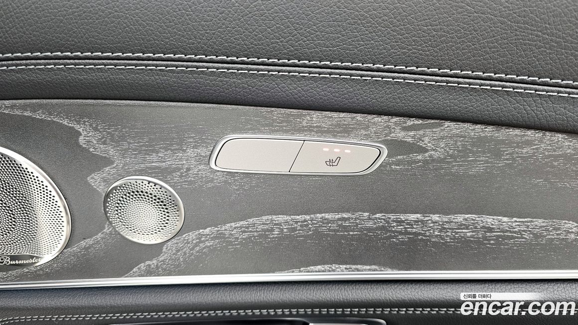 Mercedes-Benz E-Class 2022
