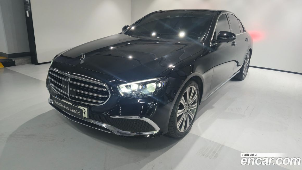 Mercedes-Benz E-Class 2021