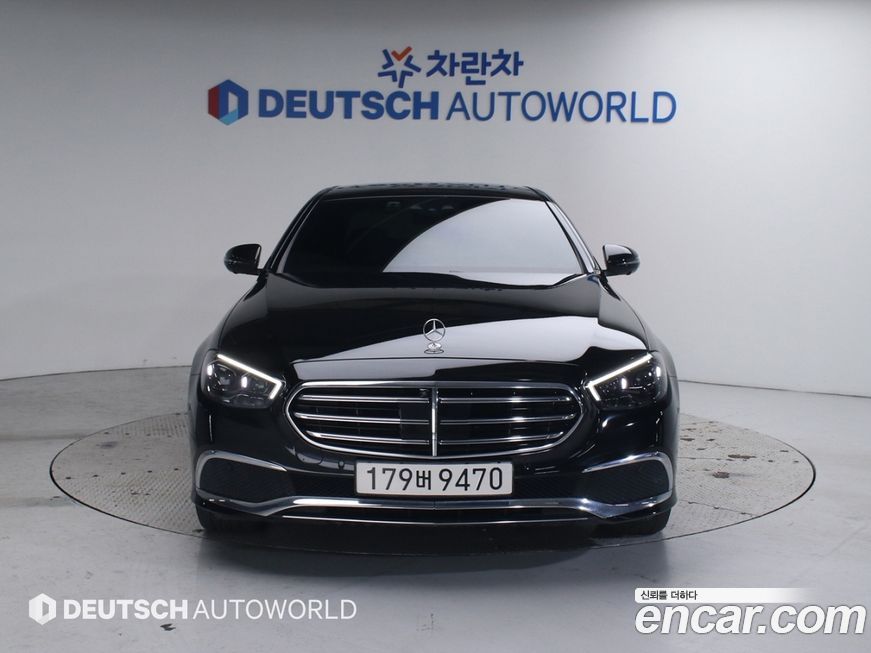 Mercedes-Benz E-Class 2023