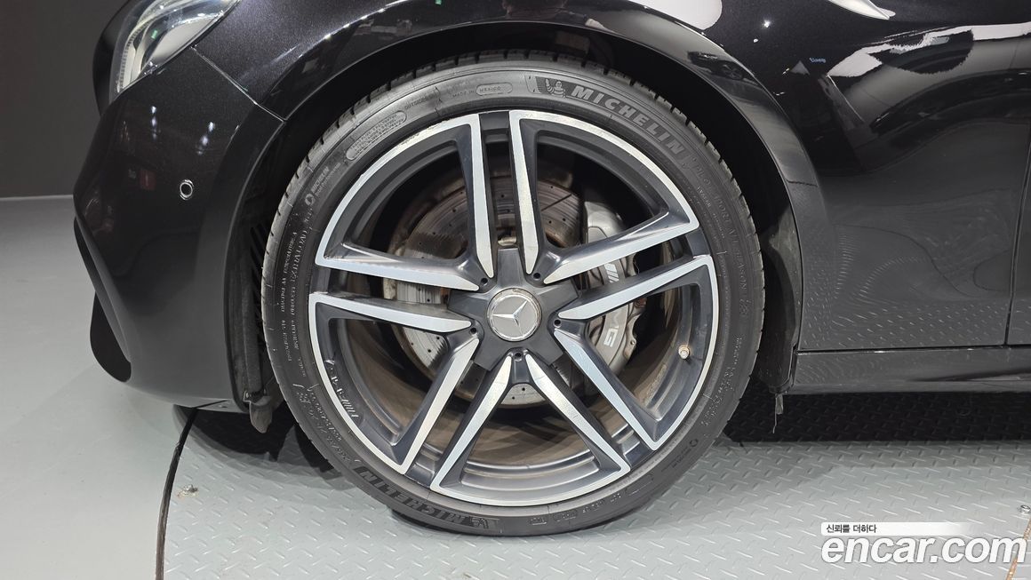 Mercedes-Benz E-Class 2018